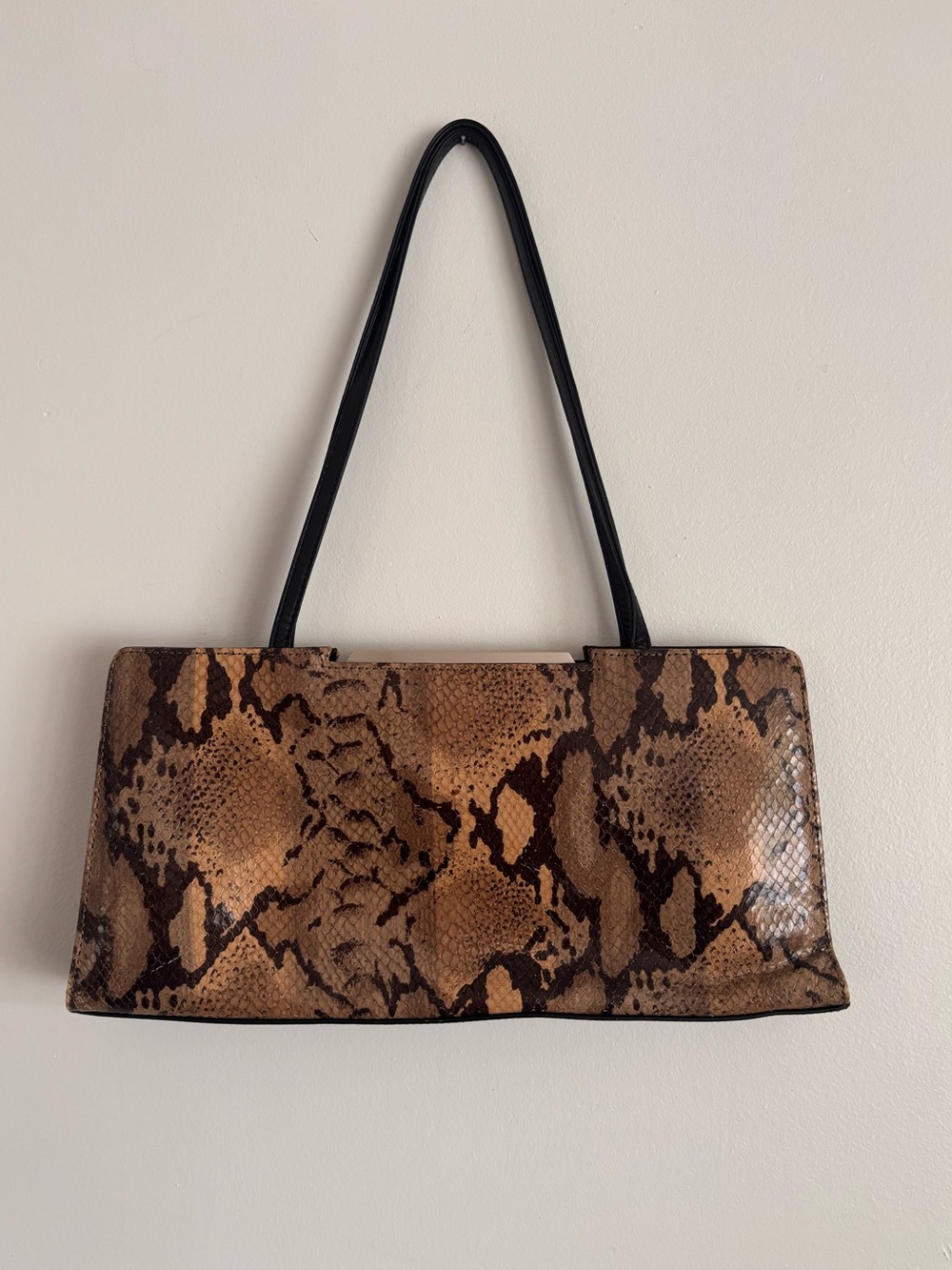 Vintage Kenneth Cole leather women’s purse